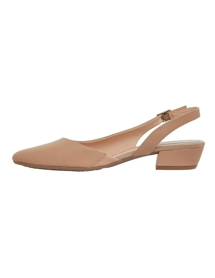 EASY STEPS RAMSEY COURT SHOE