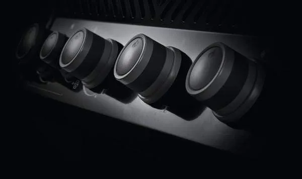 Napoleon Rogue XT 425 SIB Ambiance Special Edition BBQ with Infrared Side Burner RXT425SIB-1-AMB